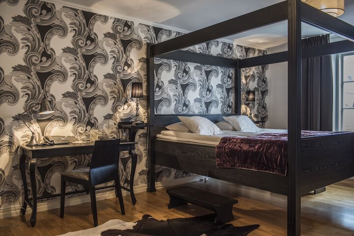 Room 6 of 29