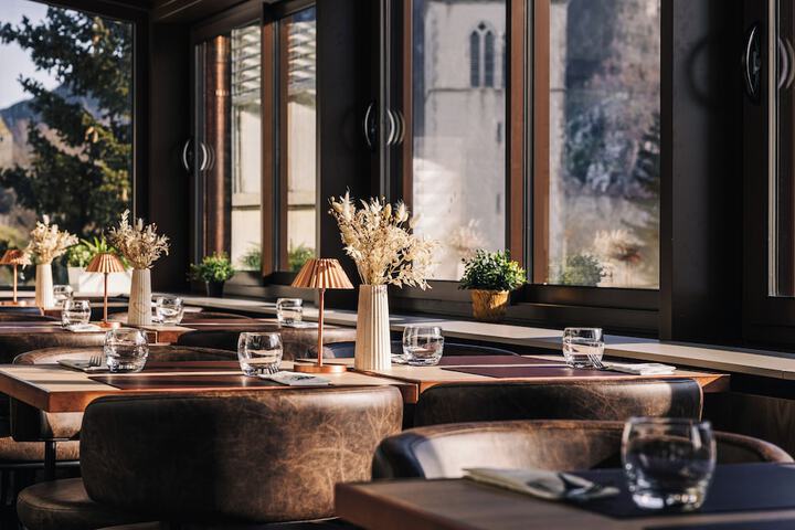 Dining 50 of 127