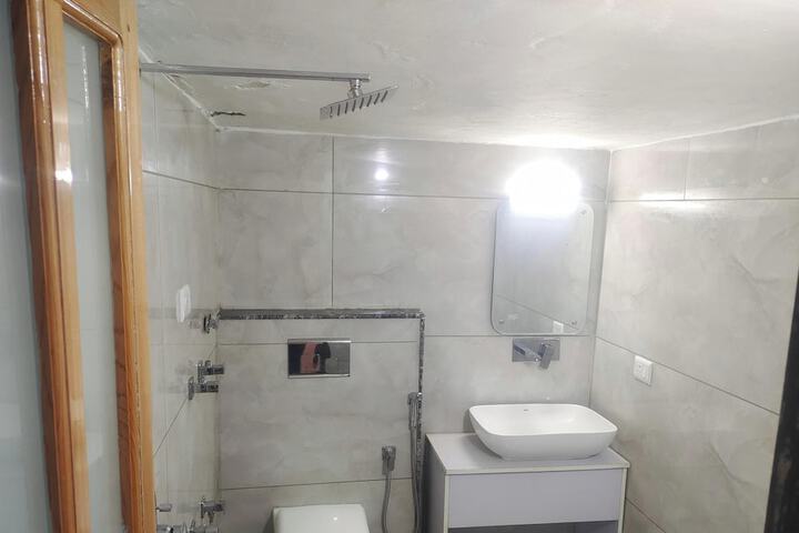 Clean Restrooms