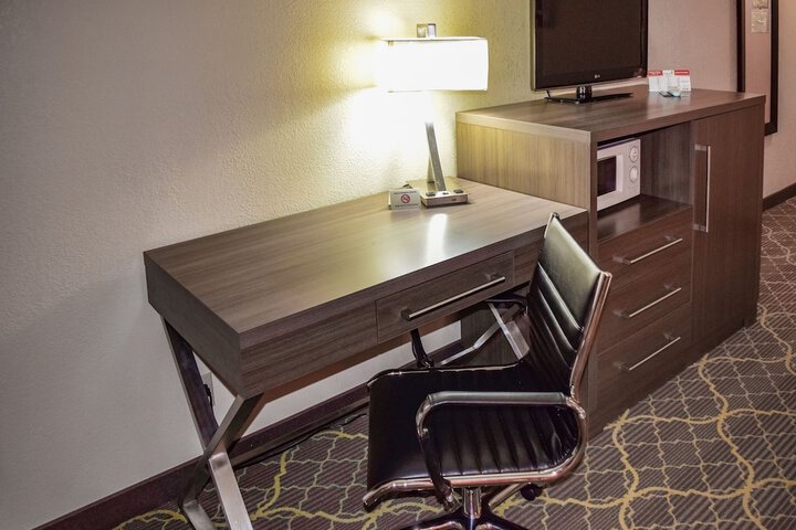 Room 9 of 23