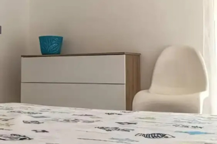Room 2 of 19