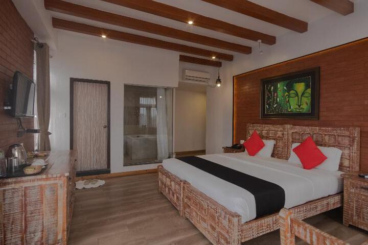 Room 5 of 7