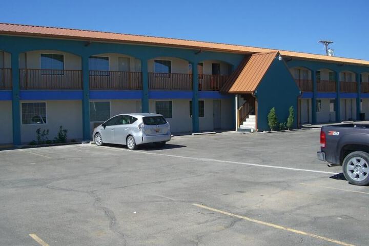 Property Grounds 34 of 39