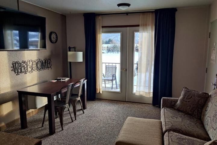 Room 13 of 39