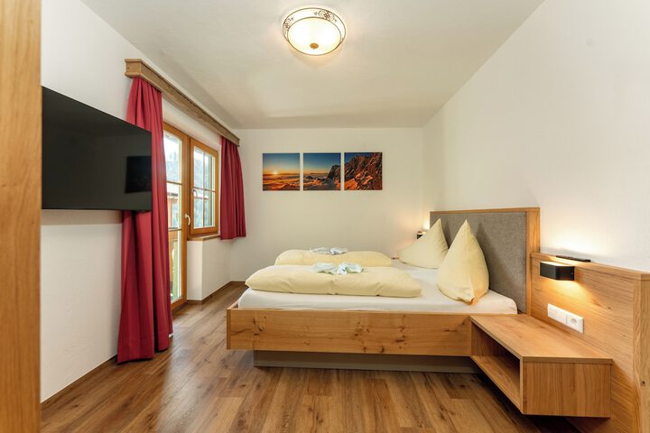 Room 14 of 69