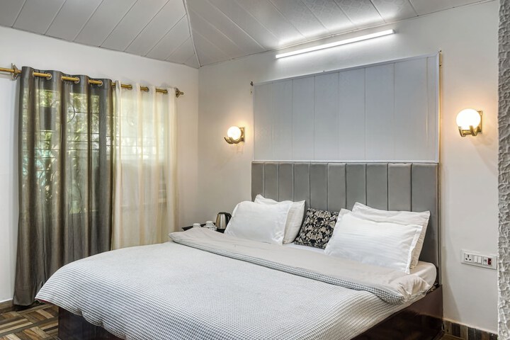Room 16 of 37