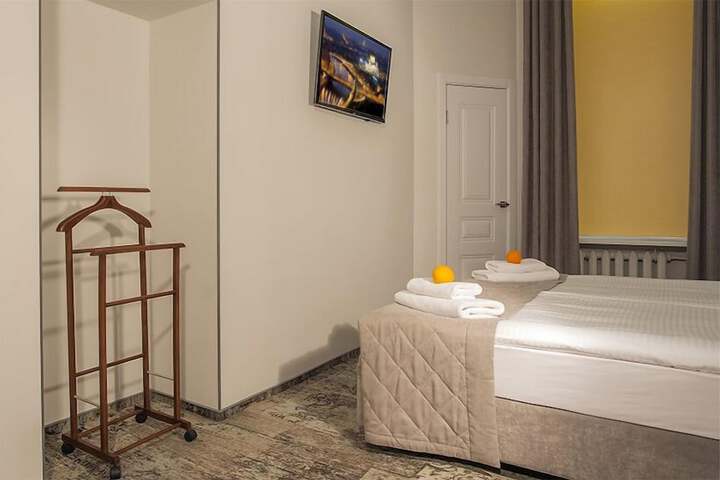 Room 21 of 56