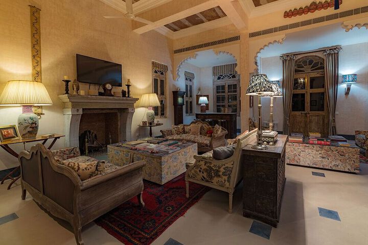Guest Lobby