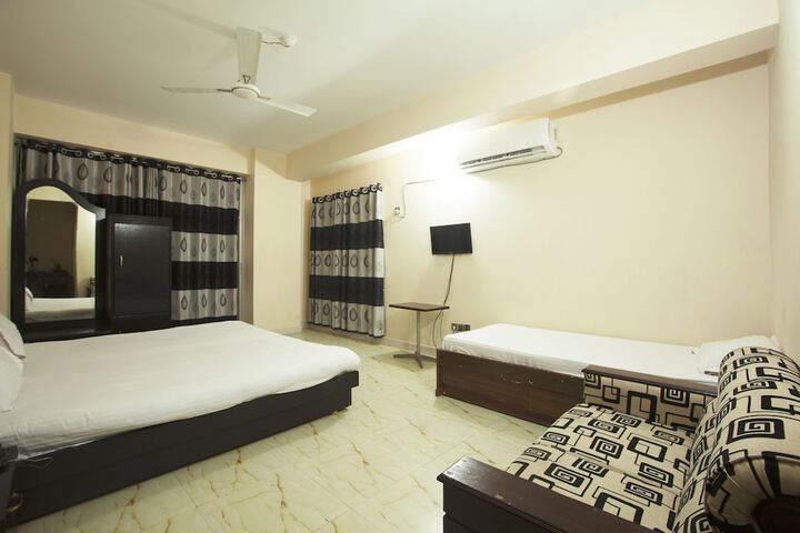 Room 15 of 27
