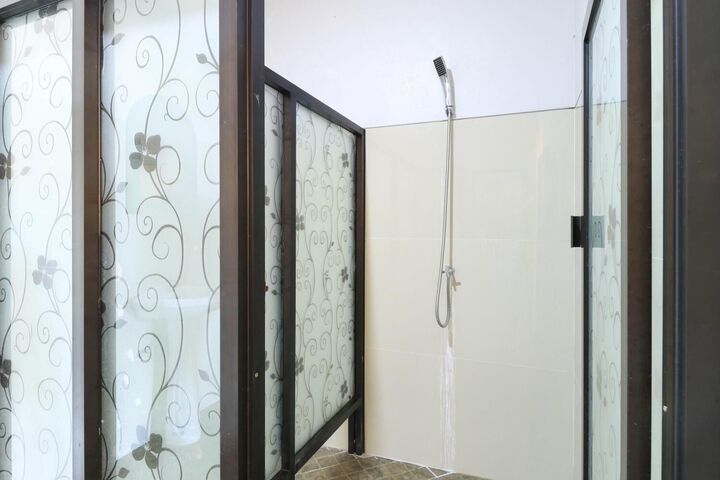 Room 1 of 22