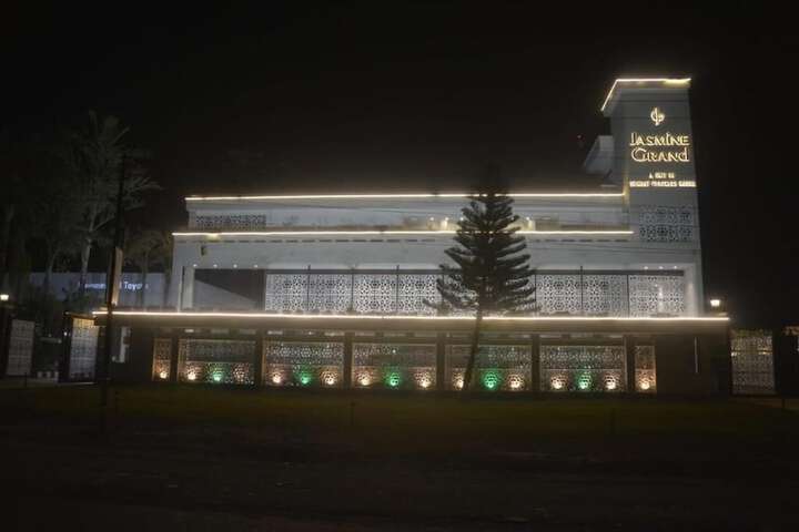 Hotel 16 of 16