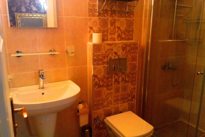 Room 54 of 119