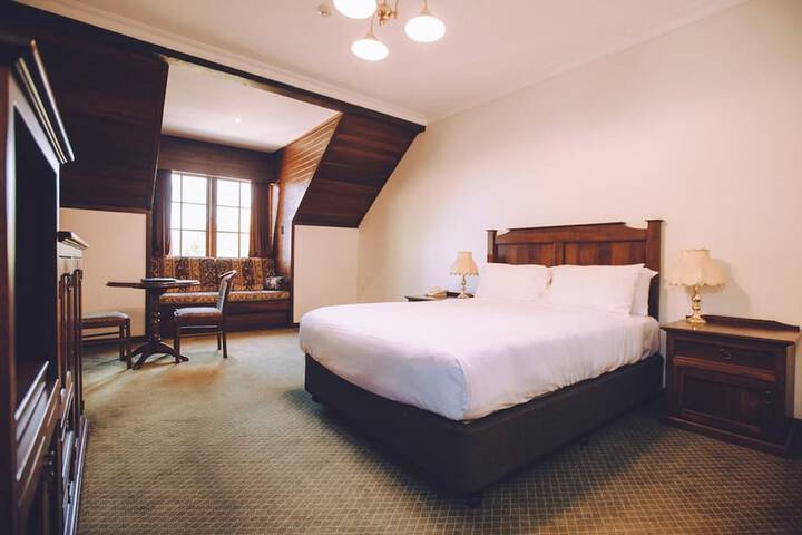Room 15 of 46