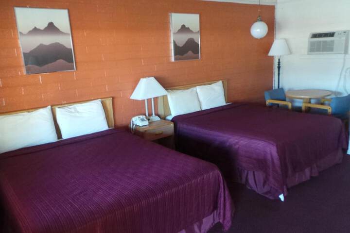 Room 14 of 36