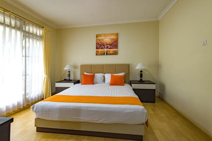 Room 43 of 122