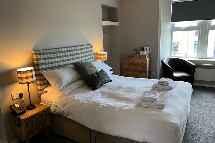 Room 5 of 26