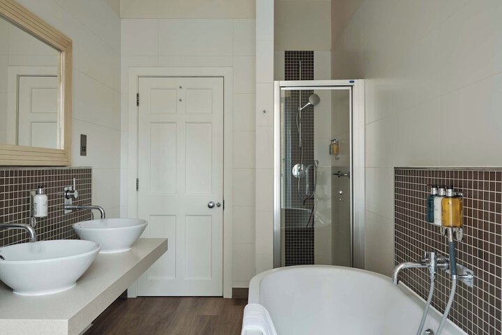 Bath Interior