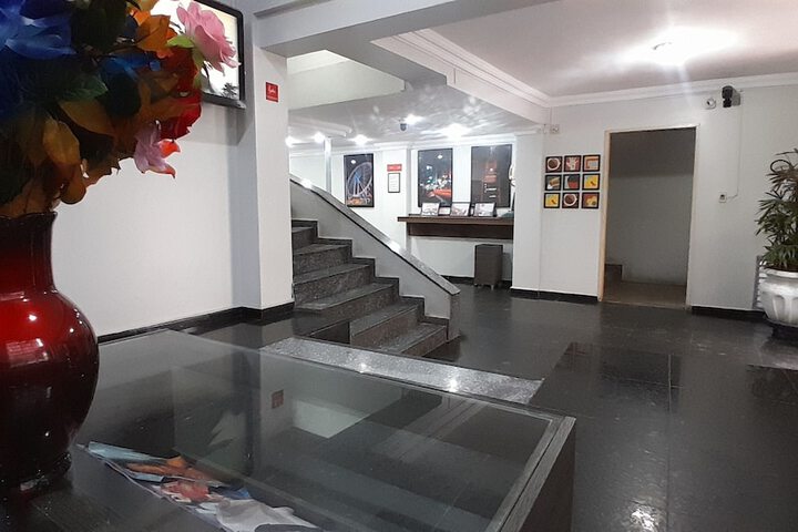 Center plaza hotel