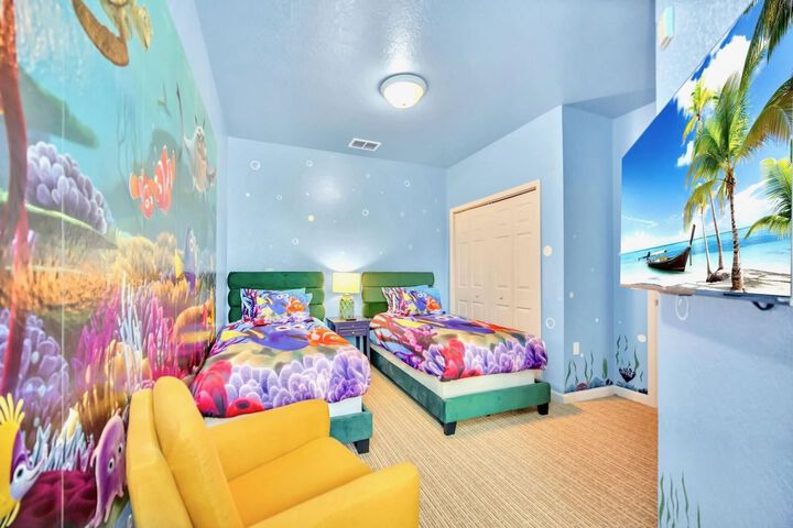 Room 21 of 29