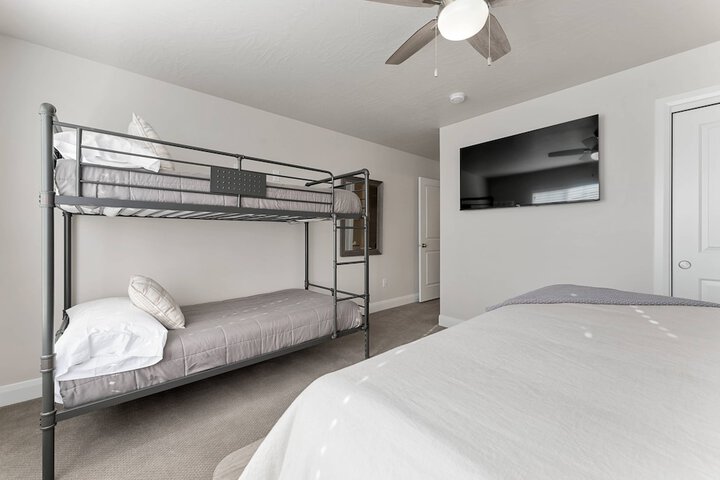 Room 12 of 54