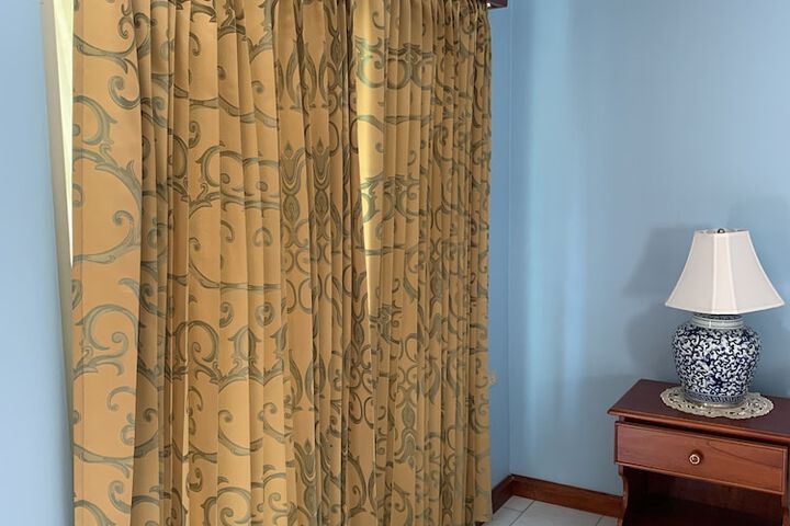 Room 43 of 162