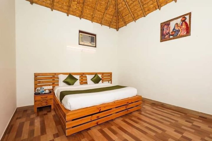 Room 2 of 19