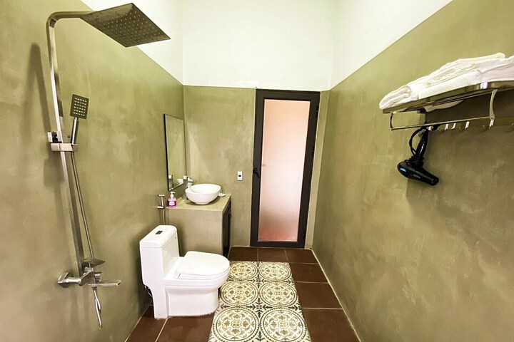 Room 28 of 54