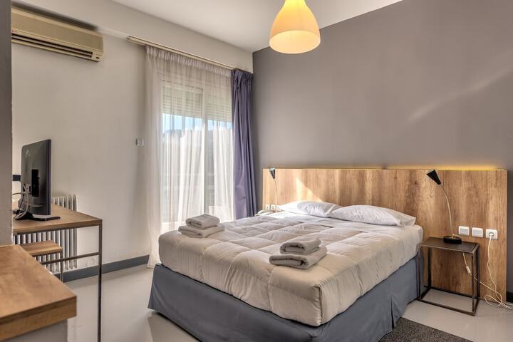 Room 27 of 70
