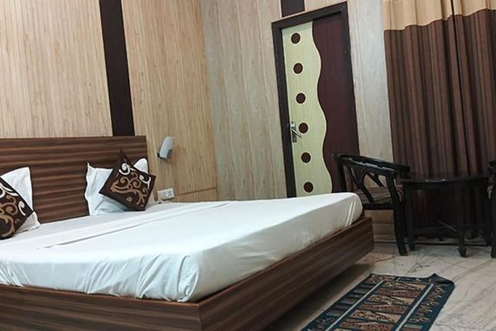 Room 17 of 25