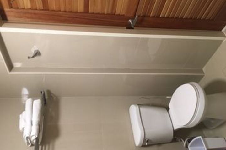 Room 7 of 44