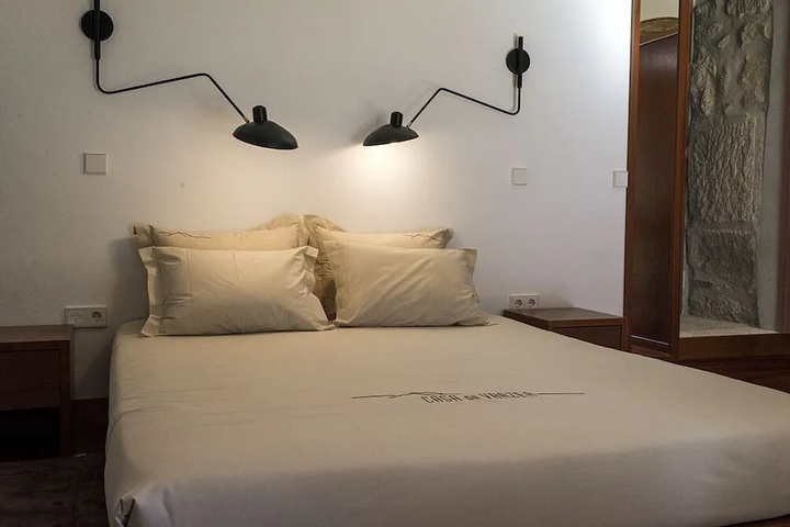 Room 5 of 24