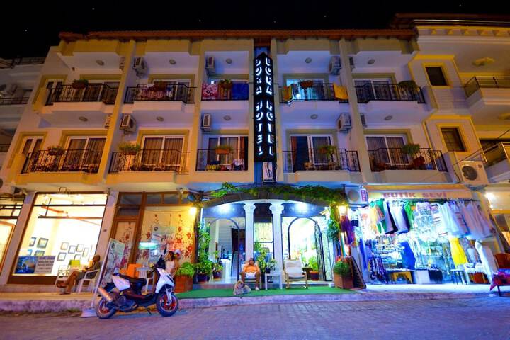 Hotel 51 of 52