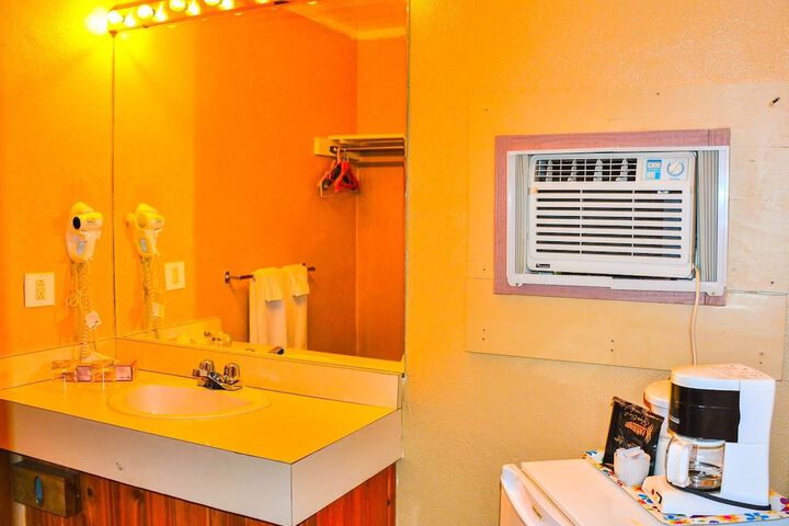 Room 20 of 51
