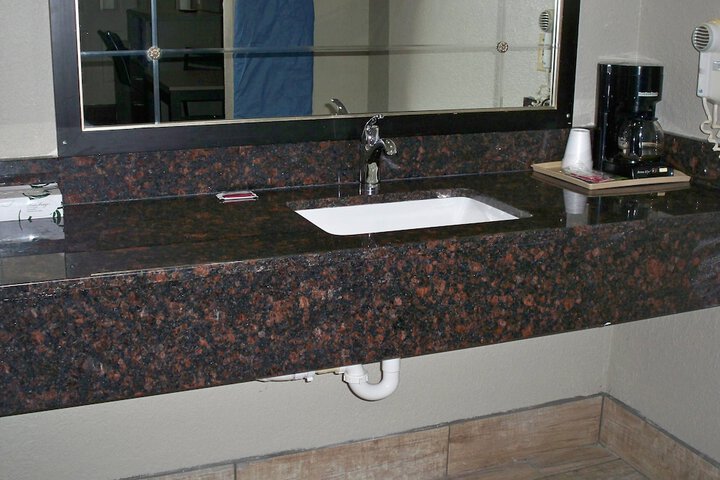 Bathroom sink