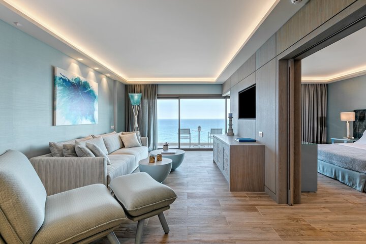 Room 45 of 117
