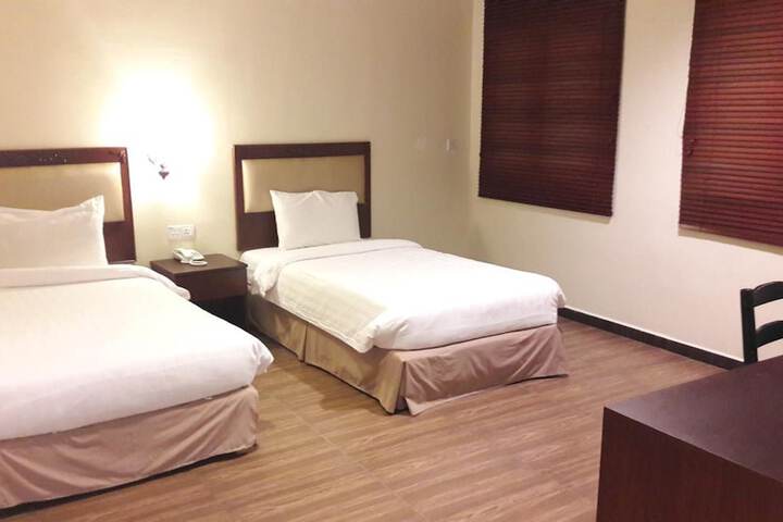 Room 17 of 61