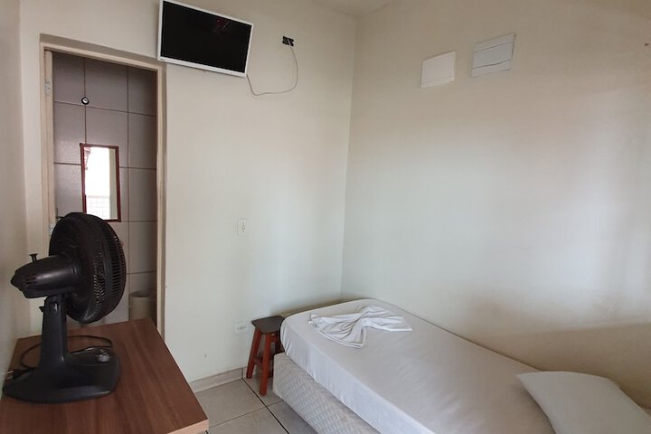 Room 6 of 44