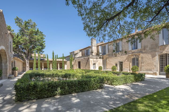 Les Maisons de lHôtel Particulier in Maussane-les-Alpilles