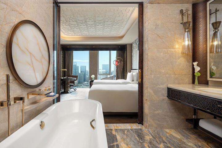 Room 45 of 90