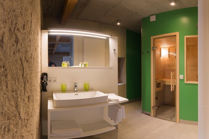 Bathroom Interior Photo