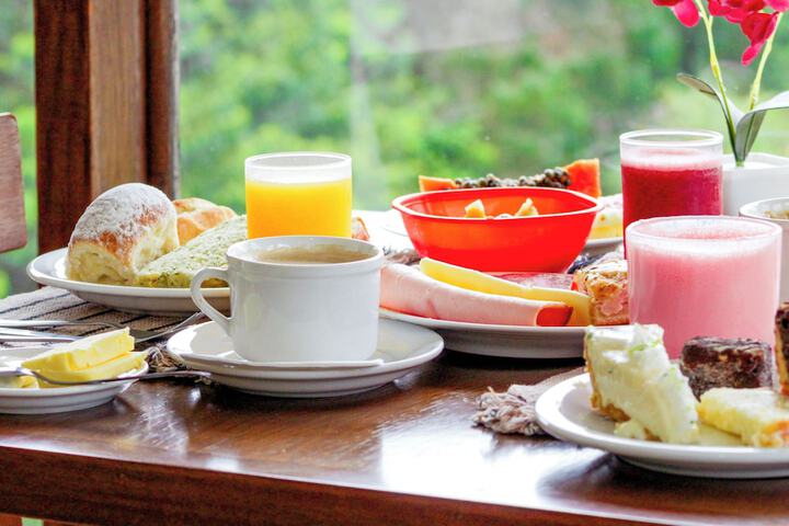 Breakfast/Coffee Service 207 of 240