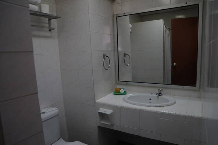 Room 14 of 48