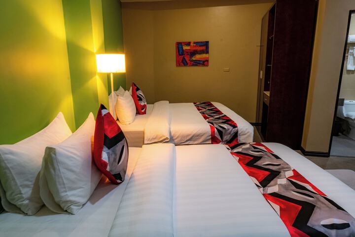 Room 16 of 51