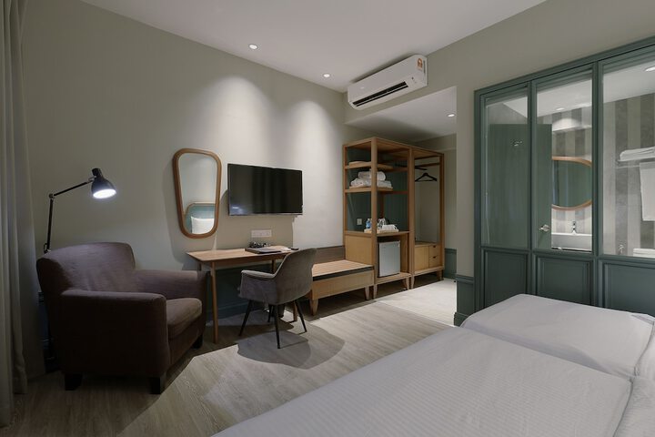 Room 18 of 56