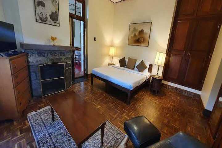 Room 5 of 21