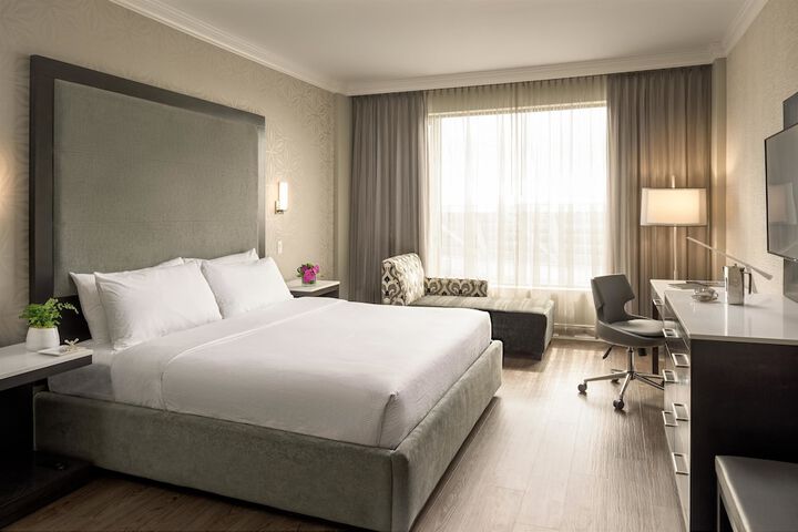 Room 6 of 37
