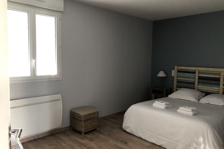 Room 8 of 32