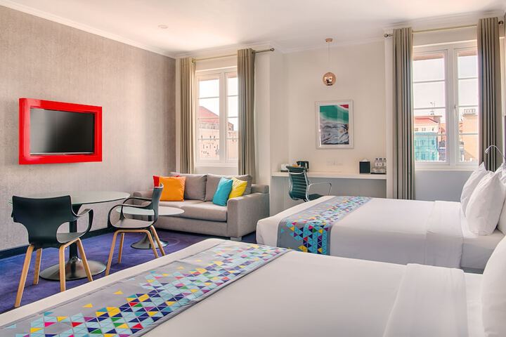 Room 36 of 106