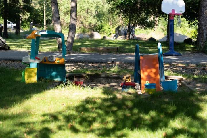 Childrens Activities 16 of 28