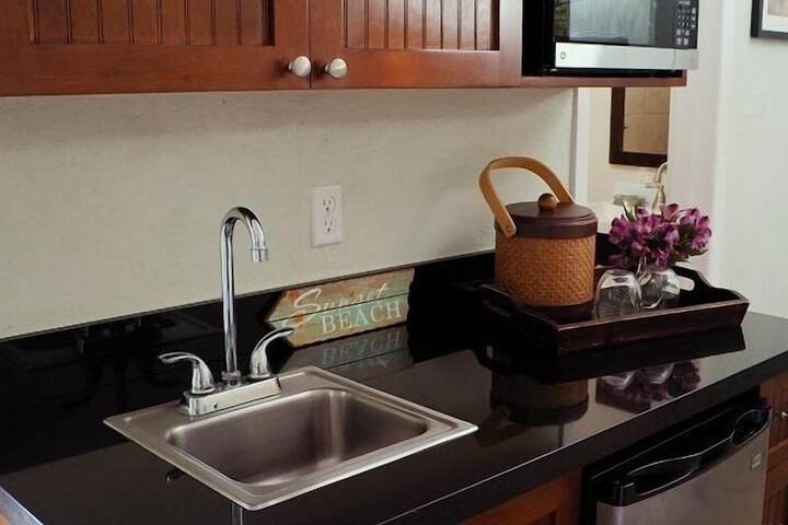 Private kitchenette